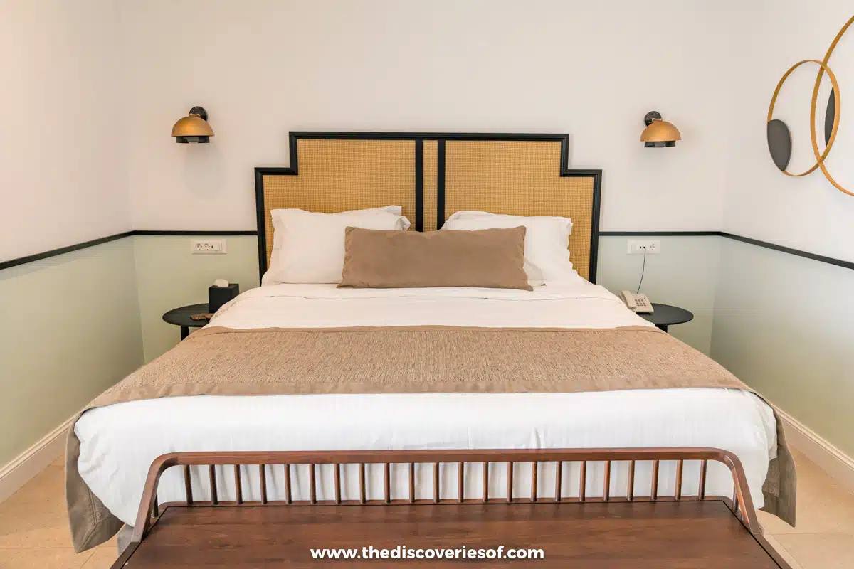 Alleys Boutique Hotel Bedroom