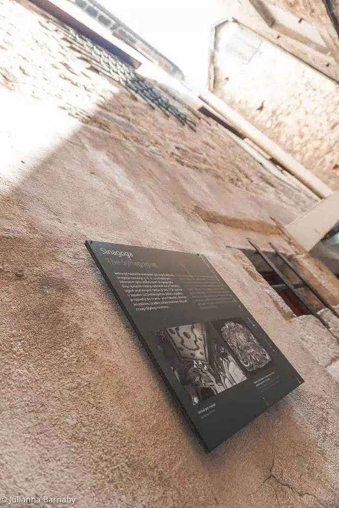 Jewish Passage, Split